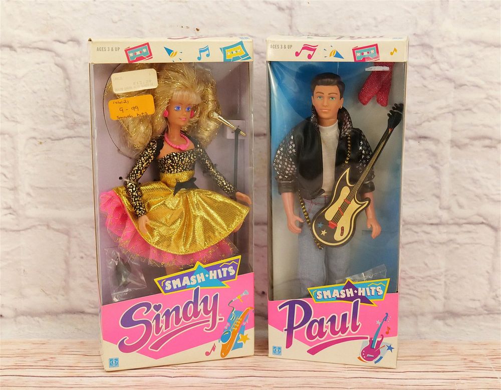 Lot 303: Lot of 2 Vintage Hasbro Smash Hits Dolls