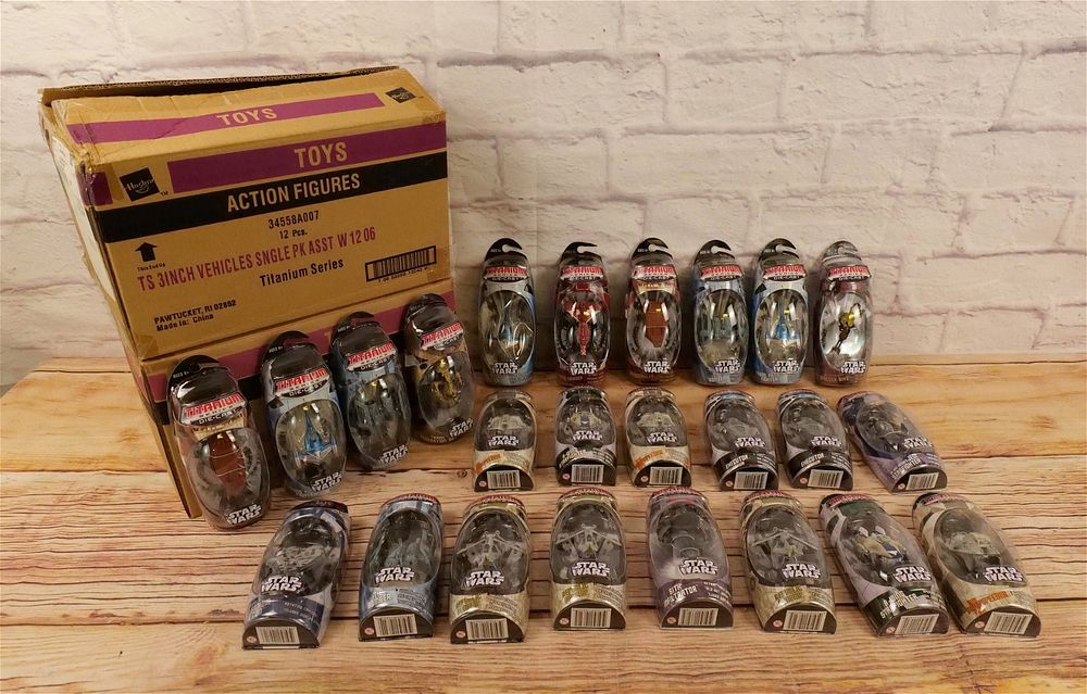 Lot 166: Lot of 24 Star Wars Titanium Series 3" Vehicle Packs