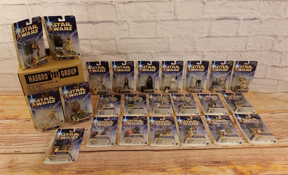Lot 205: Lot of 24 Hasbro Star Wars Assorted 3.75" Action Figures