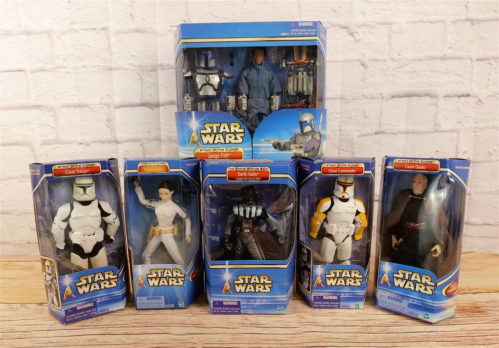Lot 231: Lot of 6 Star Wars Hasbro 12" Figures