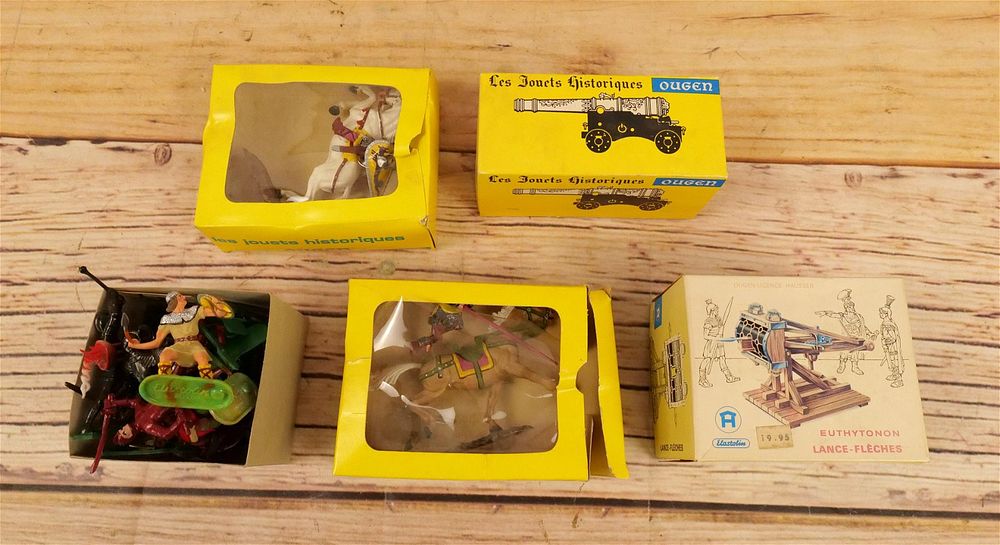 Lot 214: Lot of Ougen Medieval Custom Figures