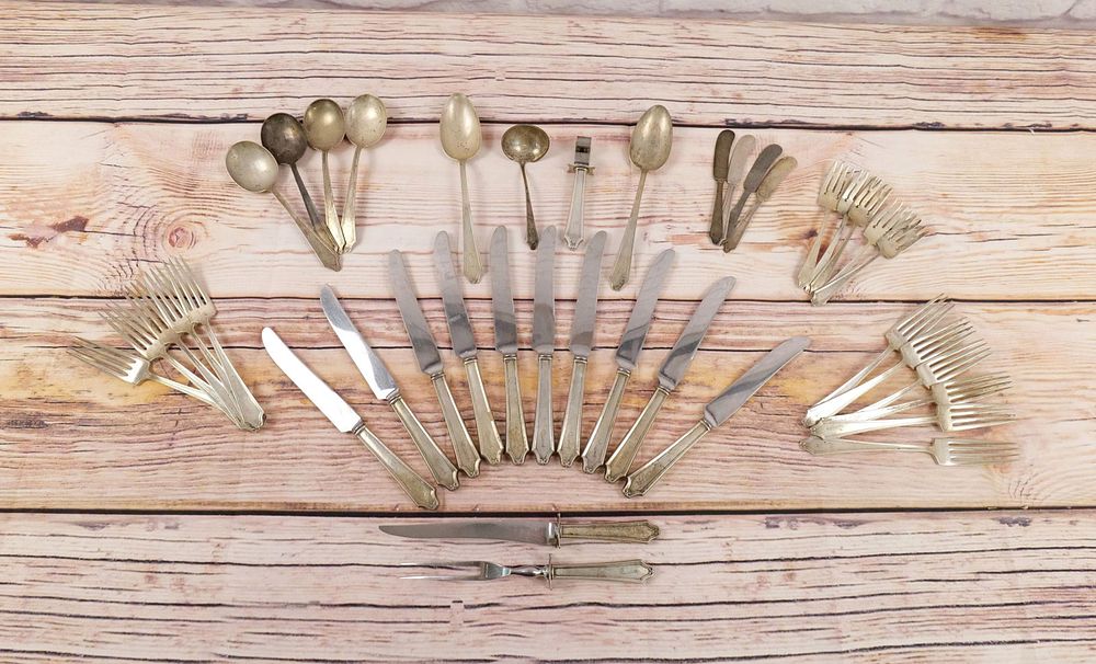 Lot 172: International Minuet Sterling Silver Partial Flatware Set