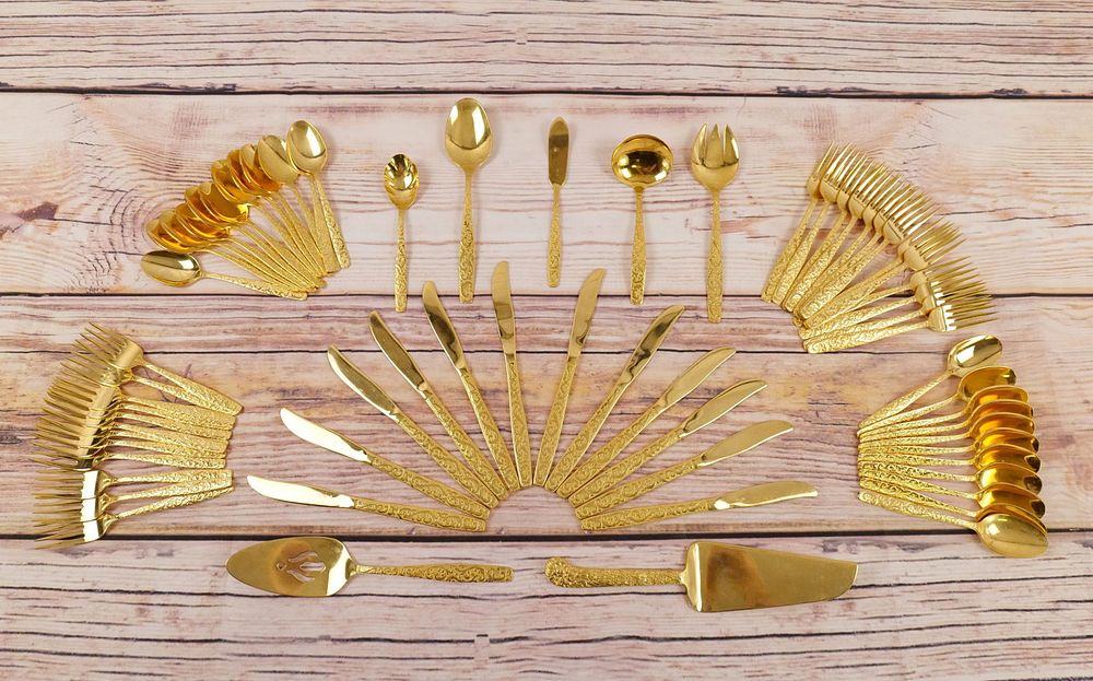 Lot 206: America Golden Heritage Electroplated Flatware Set - Service for 12