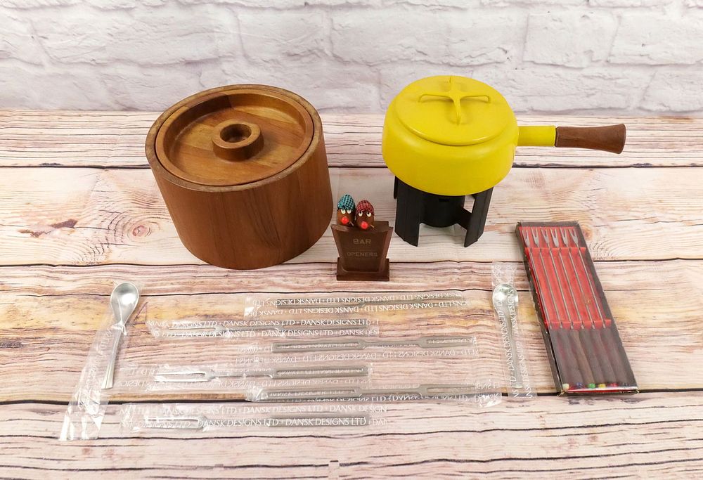 Lot 207: Dansk Designs Mid Century Modern Fondue & Salad Set