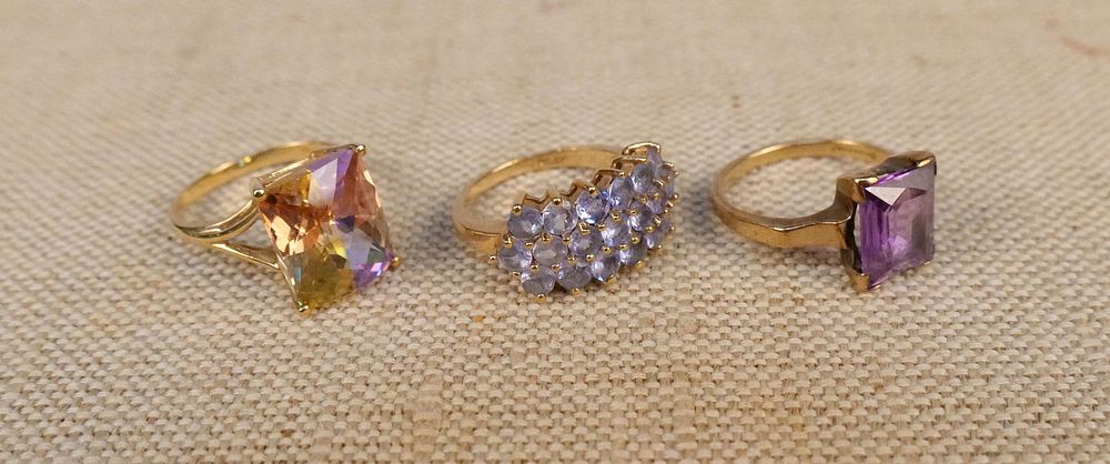 Lot 268: Group of 10K Yellow Gold and Gemstone Rings