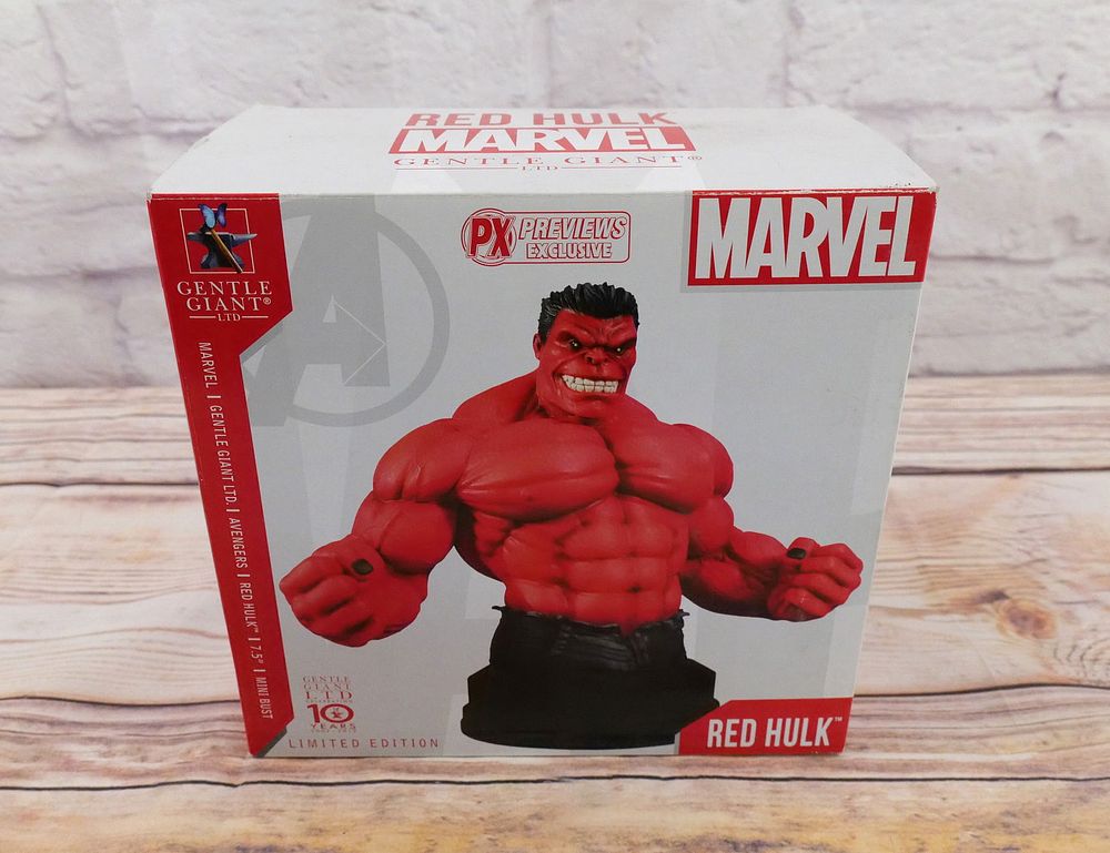 Lot 151: Gentle Giant Marvel Red Hulk Limited Edition Statue