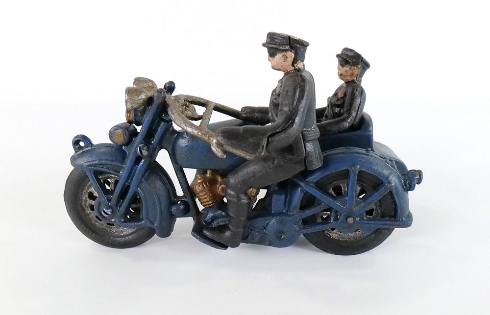 Lot 184: Hubley Cast Iron Harley-Davidson Motorcycle with Side Car and Riders