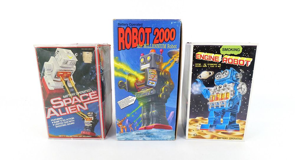 Lot 199: Lot of 3 Vintage Battery Operated Robots