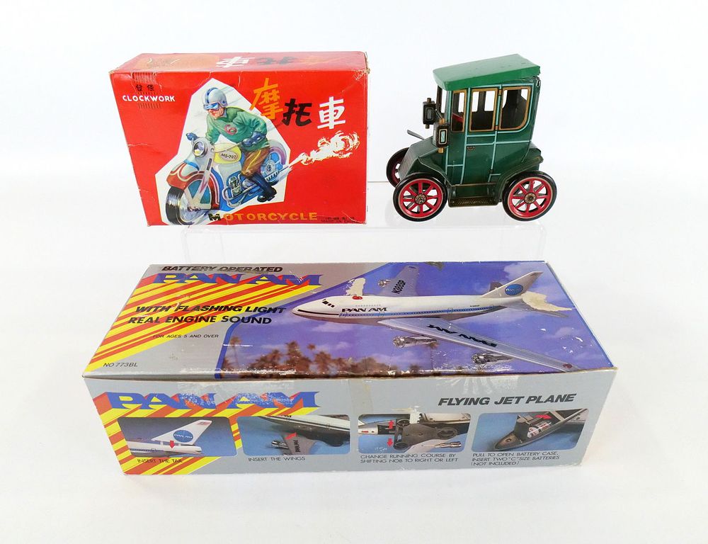 Lot 206: Lot of 3 Vintage Toys