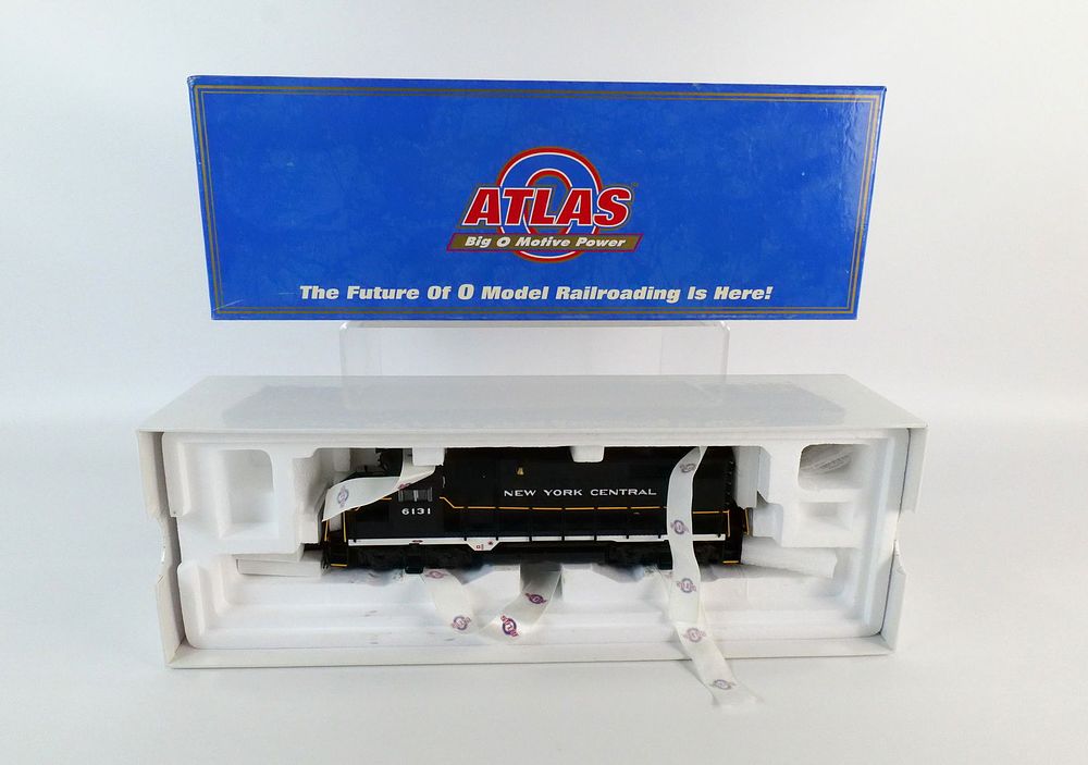 Lot 232: Atlas O Gauge Diesel Locomotive - New York Central