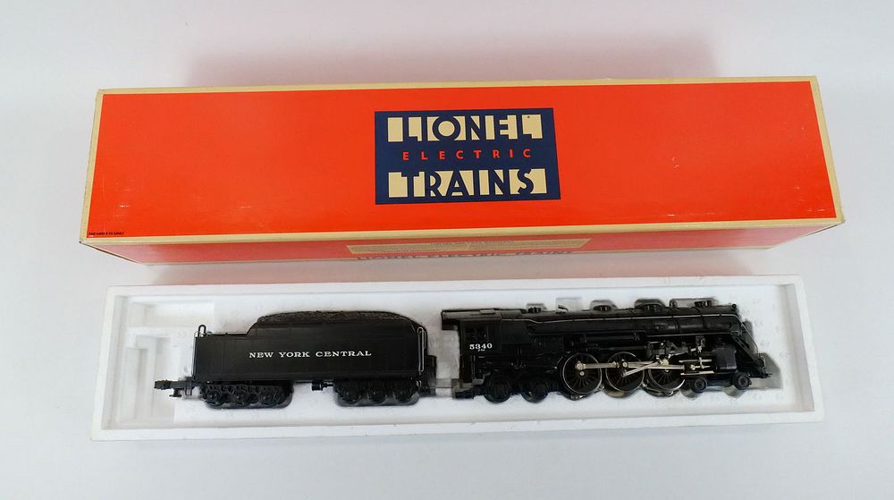 Lot 248: Lionel New York Central 1-700E 4-6-4 Hudson Locomotive