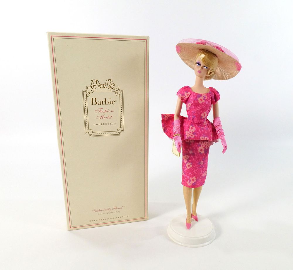 Lot 171: Silkstone Fashionably Floral Barbie Doll