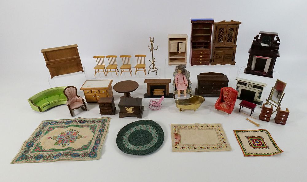 Lot 180: Lot of Vintage Doll Furniture