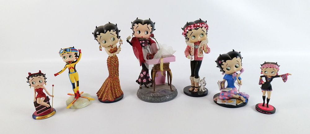 Lot 159: Lot of 7 Betty Boop Danbury Mint Figurines