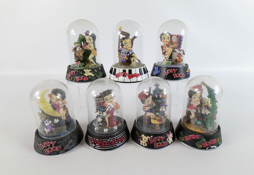 Lot 173: Lot of 7 Betty Boop Limited Edition Sculptures