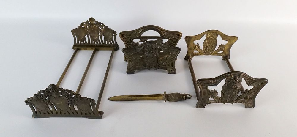 Lot 165: Group Lot of Mixed Metal Desk Items