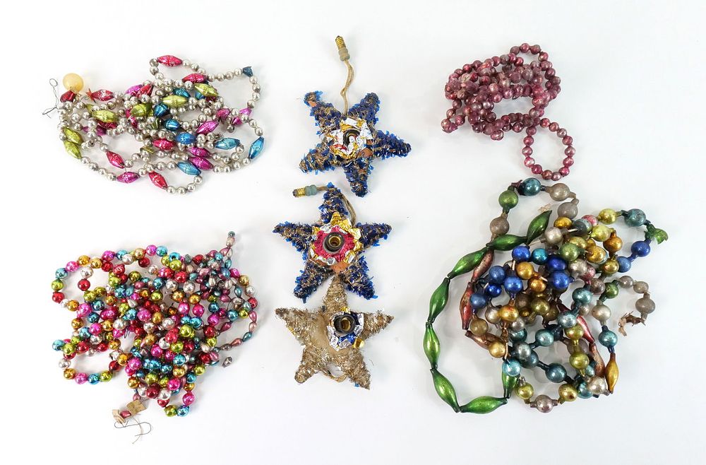 Lot 151: Group Lot of Vintage Glass Ball Garland and Star Lights
