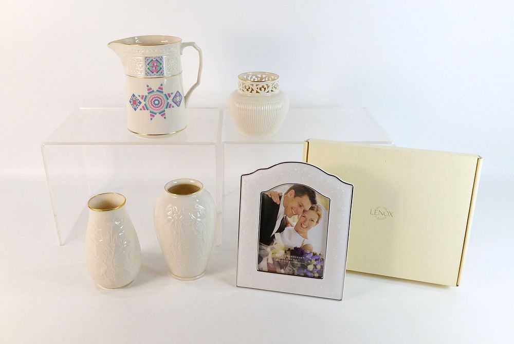 Lot 305: Group Lot of Lenox