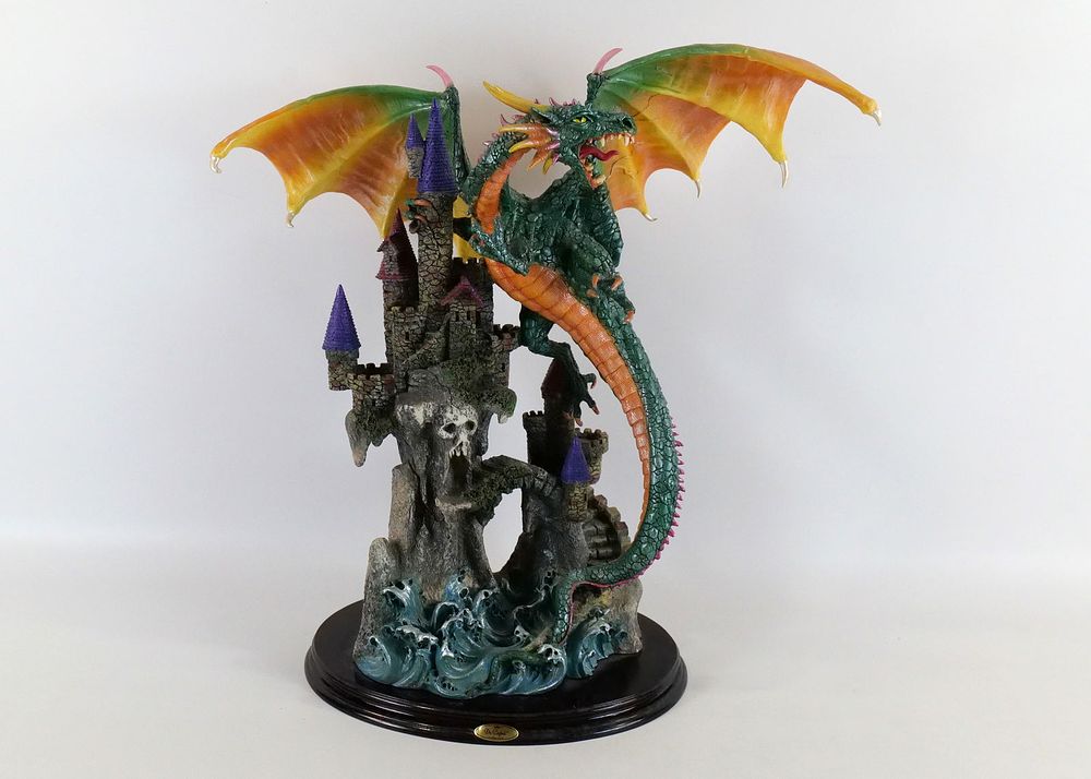Lot 320: De Capoli Dragon Flying Over Castle Figurine