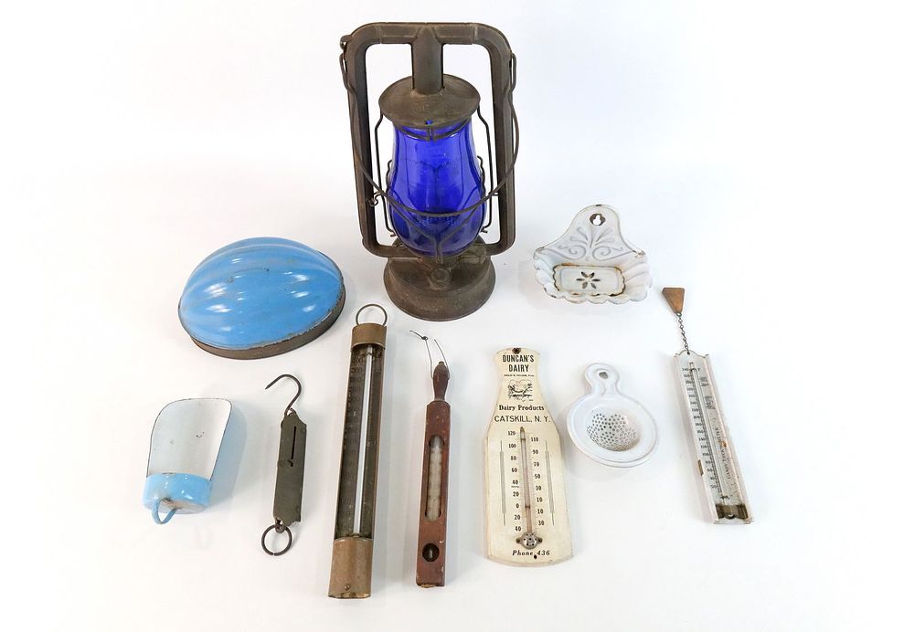 Lot 352: Group Lot of Antiques