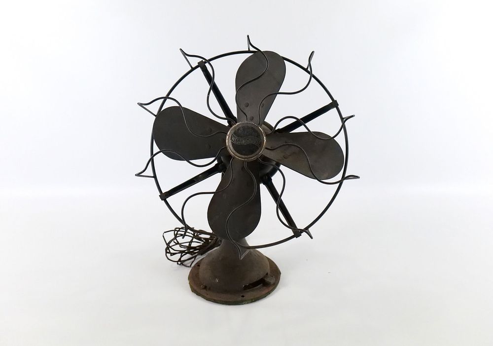 Lot 389: Antique Westinghouse Desk Fan