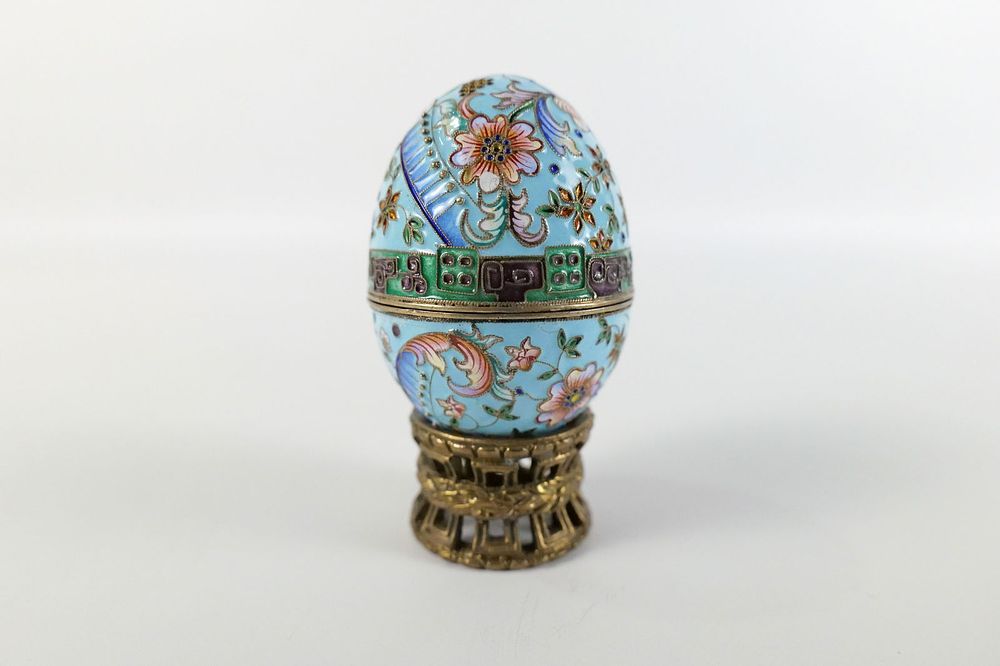 Lot 213: Russian Silver and Enamel Faberge Style Decorative Egg Box
