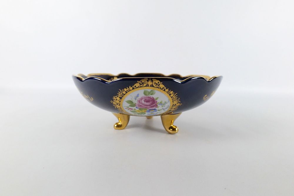 Lot 293: Cobalt Blue Hand Painted Footed Center Bowl