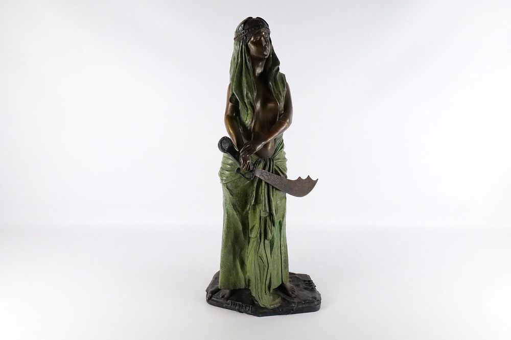 Lot 317: Egyptian Revival Oversized Bronze Statue