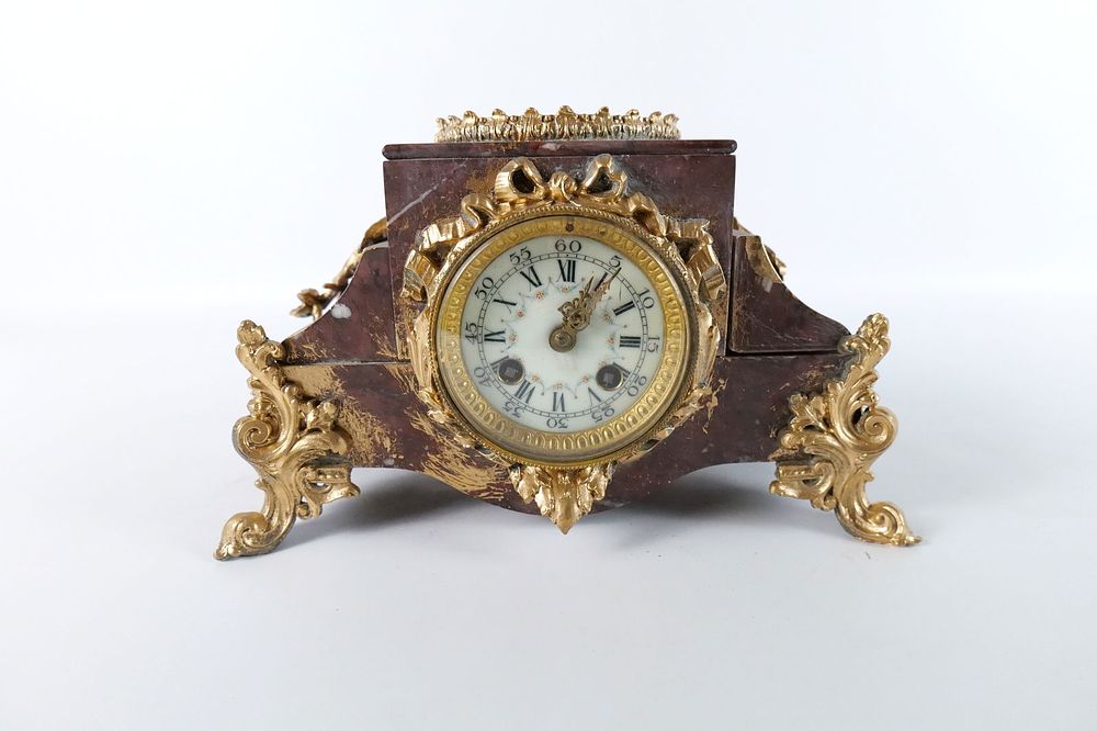 Lot 329: 19th Century French Mantle Clock