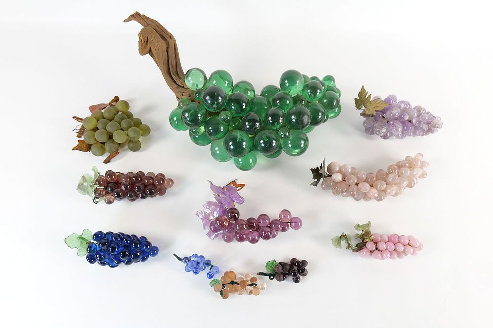 Lot 345: Group Lot of Decorative Grapes