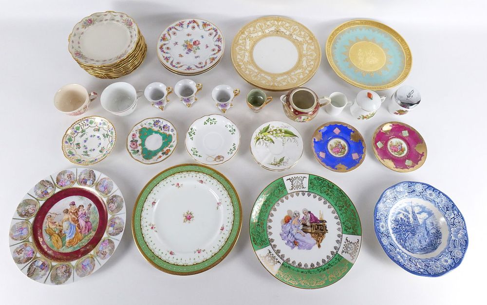 Lot 367: Group Lot of Mostly Porcelain Dishes