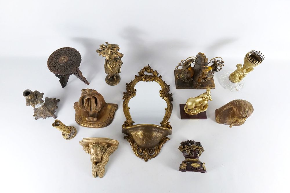 Lot 369: Group Lot of Decorative Items