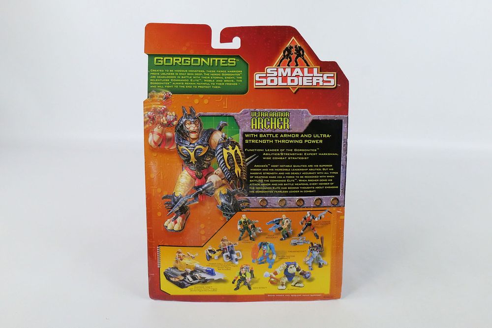 Lot 179: Small Soldiers Ultra Armor Archer Action Figure