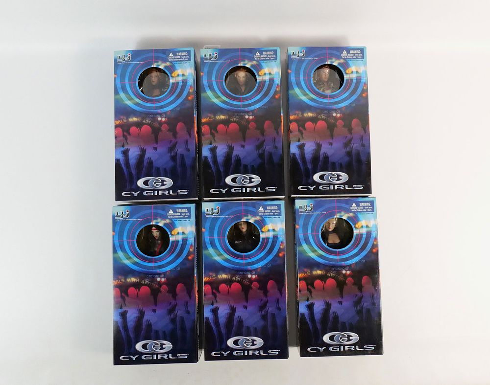 Lot 198: Lot of 6 Cy Girls Action Figures