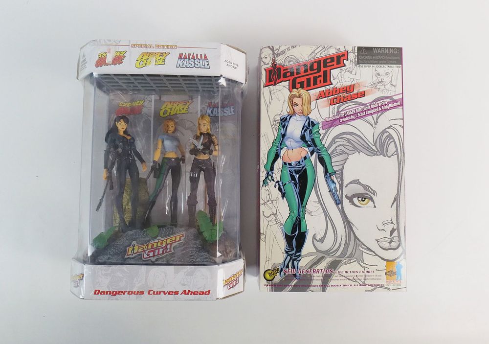 Lot 214: Lot of Danger Girl Figures