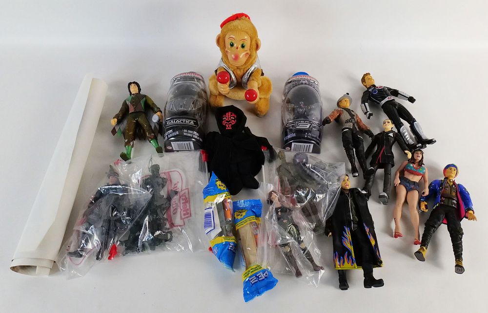 Lot 263: Lot of Collectible Toys