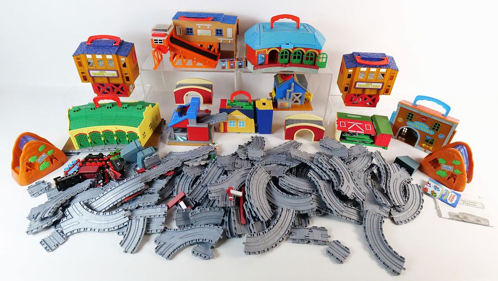 Lot 273: Large lot of Thomas the Tank Engine