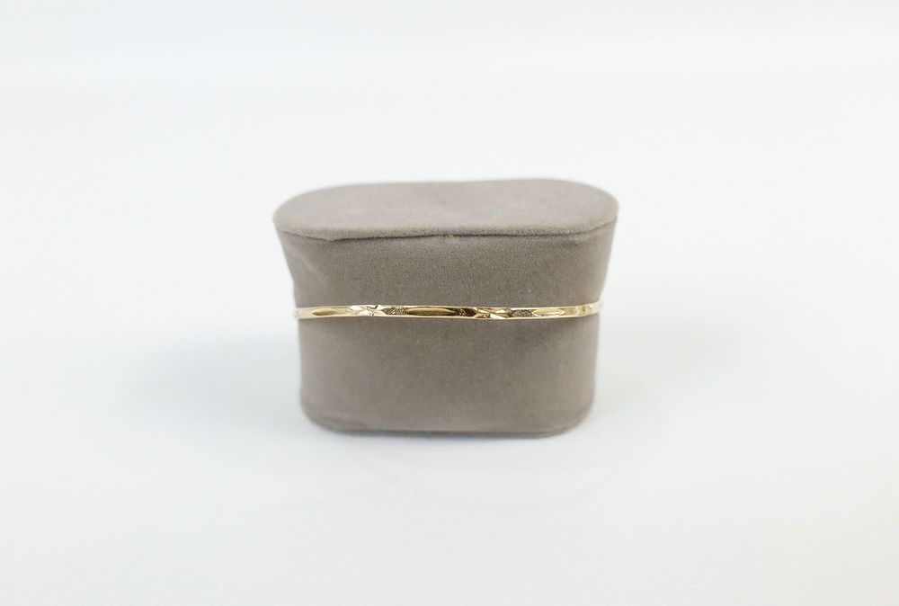 Lot 307: Vintage 14K Gold Bangle