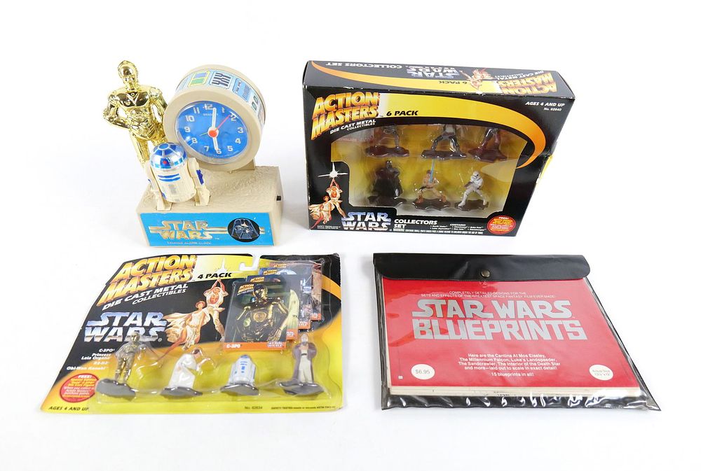Lot 199: Group Lot of Star Wars Collectibles