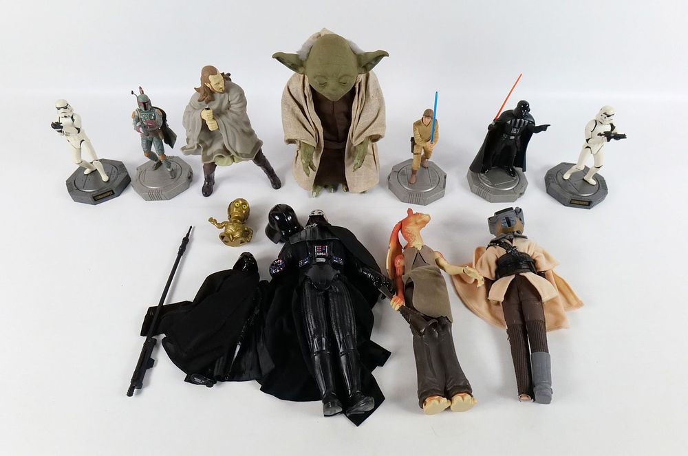 Lot 214: Lot of Mixed Loose Star Wars Figures