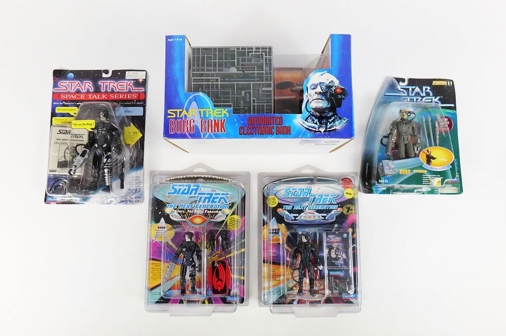 Lot 243: Lot of 5 Star Trek Borg Collectibles
