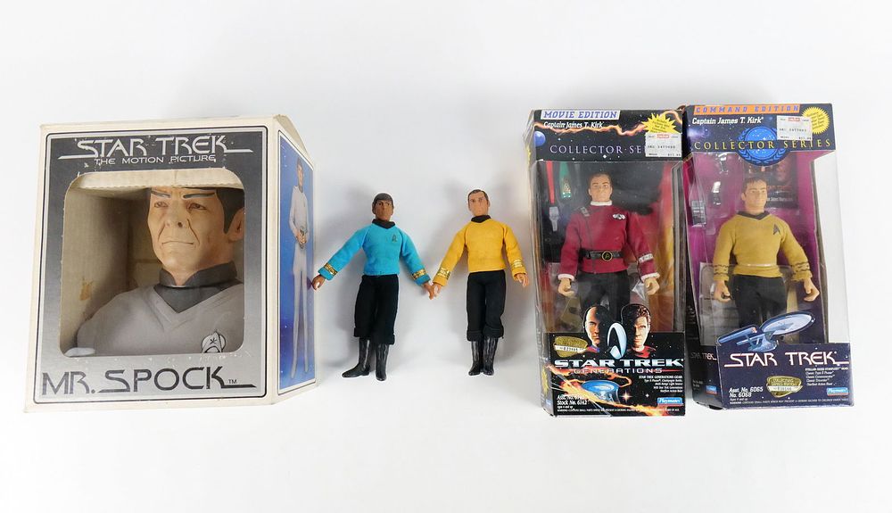 Lot 247: Lot of Star Trek Collectibles