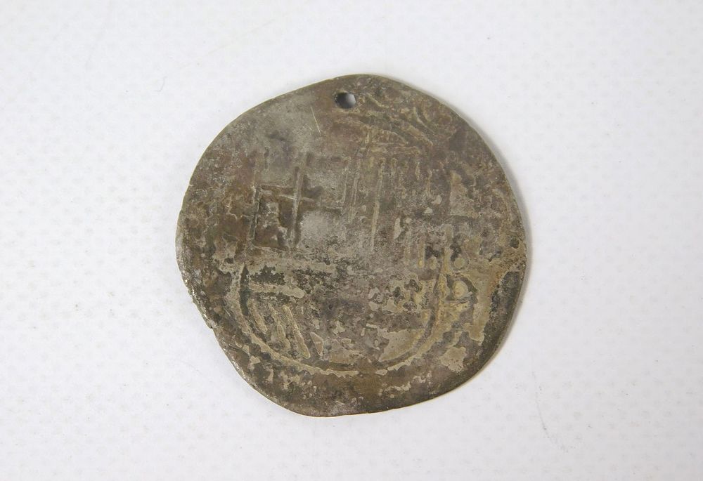 Lot 239: Shield & Cross 1 Reale