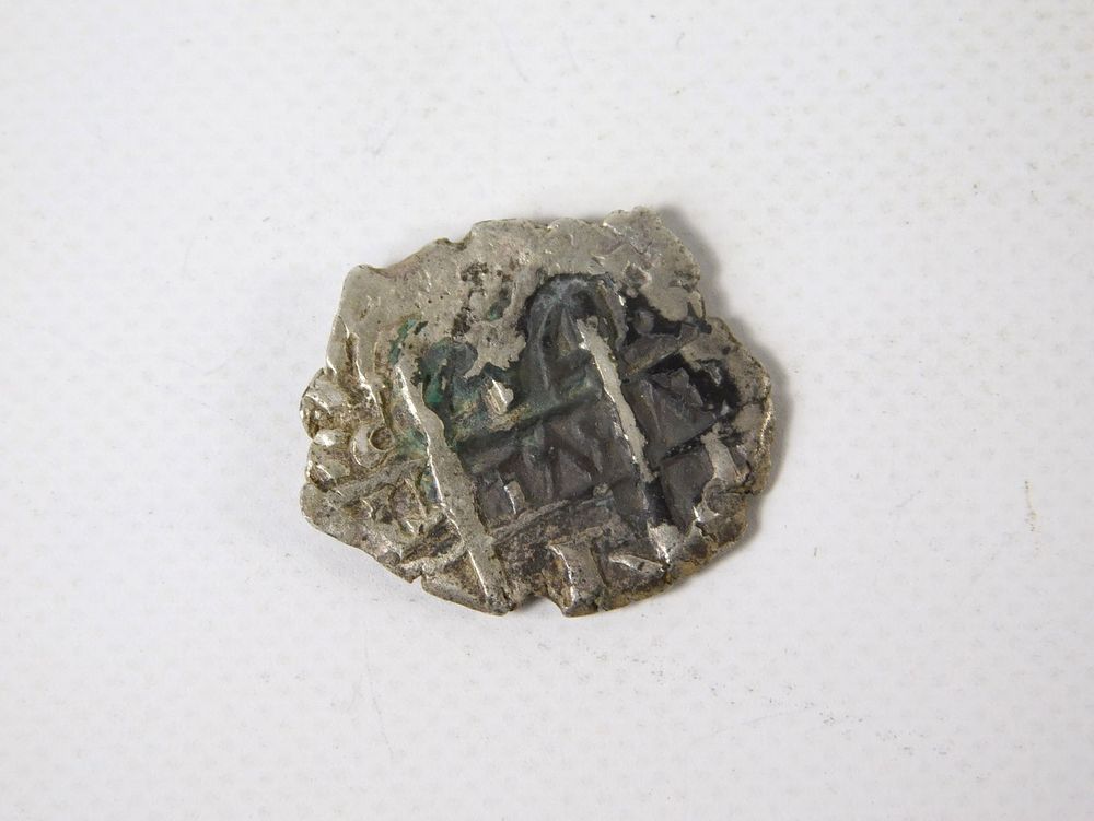 Lot 246: Pillar & Wave Style 1 Reale