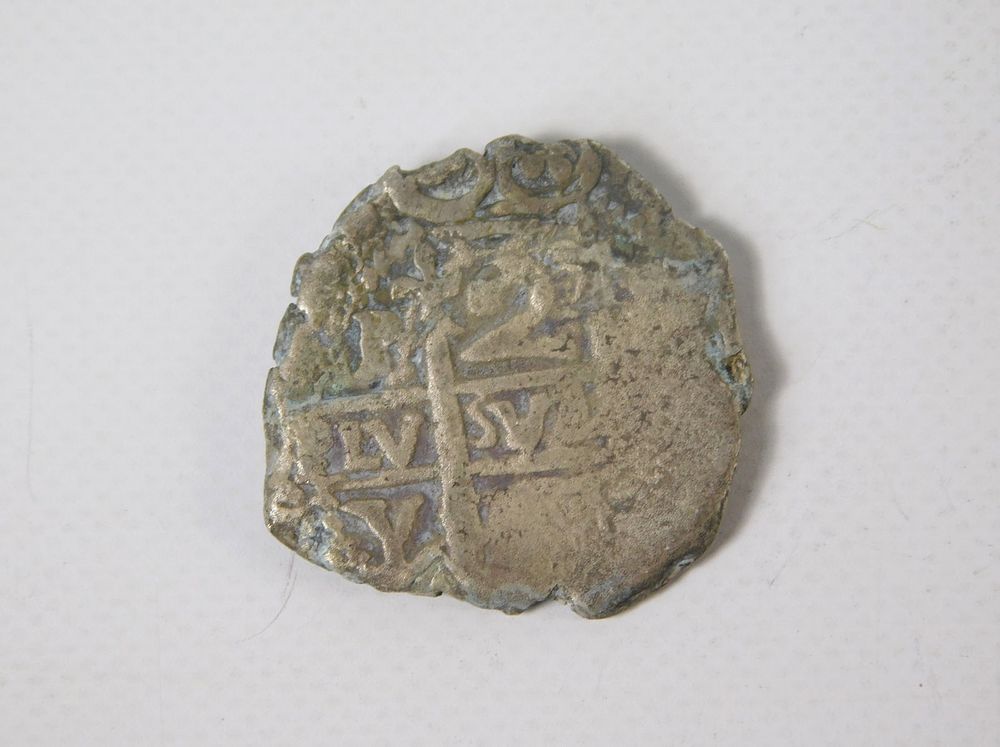 Lot 253: Pillar & Wave Style 2 Reales