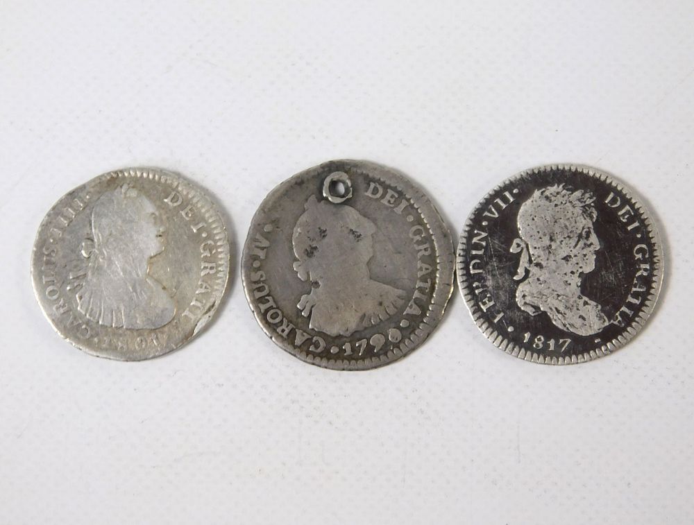 Lot 259: 3 - 1 Reales