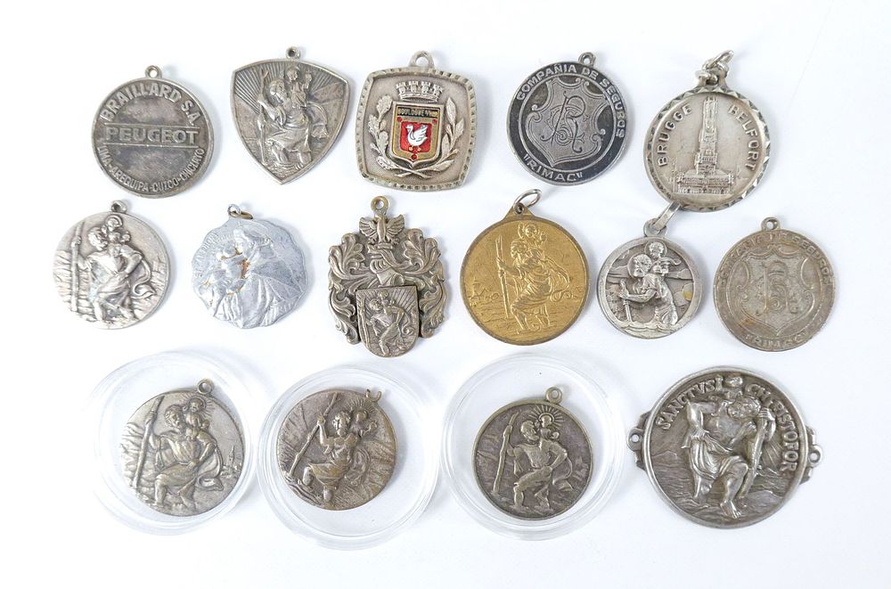 Lot 272: Grouping of St Christopher Medals