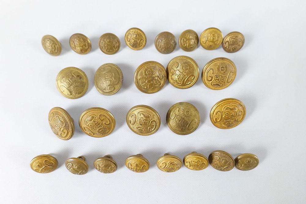 Lot 277: Connecticut State Seal Buttons