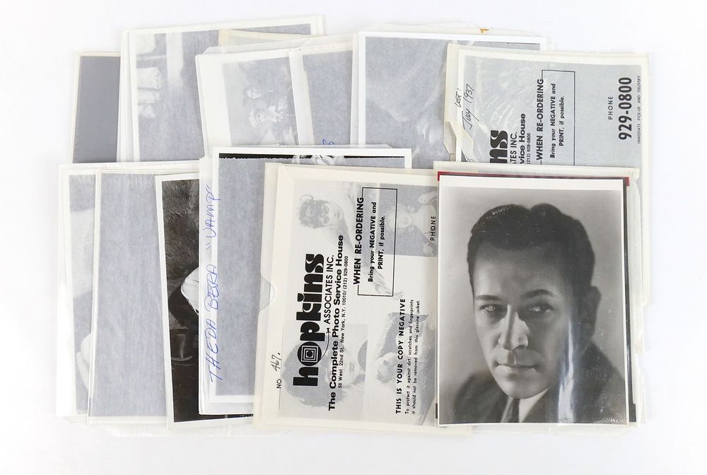 Lot 297: Lot of Mixed Original Photographs and Negatives - Gustavo Parras
