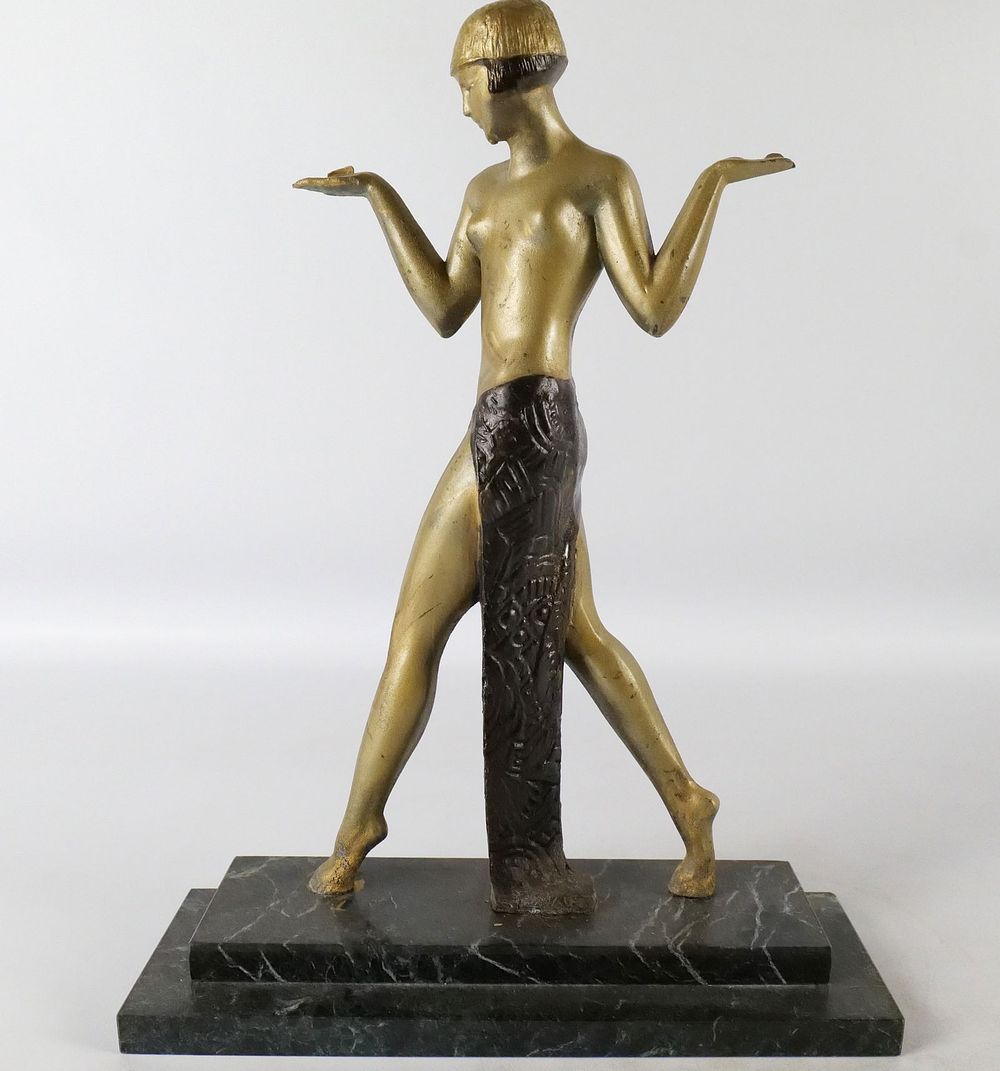 Lot 250: Mixed Metal/Spelter Art Deco Woman Figurine